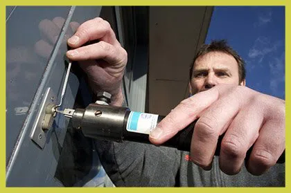 Silver Spring Lock And Locksmith Silver Spring, MD 301-804-9302 Silver Spring Lock And Locksmith Silver Spring, MD 301-804-9302 - 17-Emergency-Locks-Locksmith